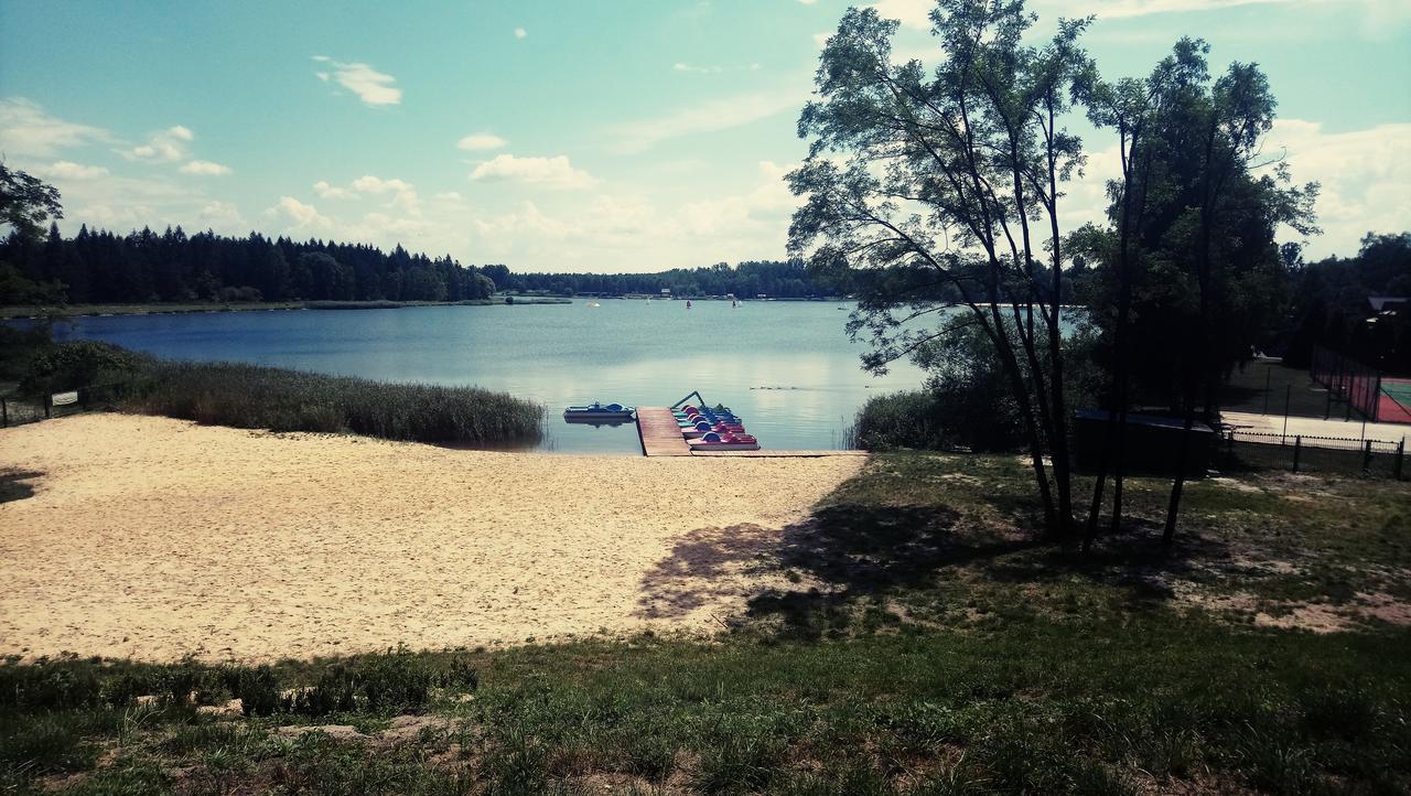 Gosciniec Nad Zalewem Sosina Hotel Jaworzno Buitenkant foto